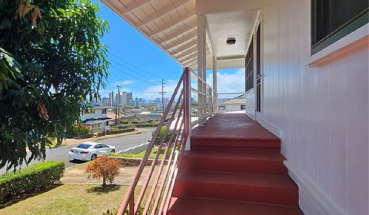 3216 Kaimuki Avenue,Honolulu,Hawaii,96816,5 ベッドルーム ベッドルーム,2 バスルームバスルーム,一戸建て,Kaimuki,18813527
