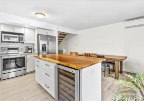 1144 Kumukumu Street,Honolulu,Hawaii,96825,3 ベッドルーム ベッドルーム,2 バスルームバスルーム,コンド / タウンハウス,Kumukumu,1,18369619