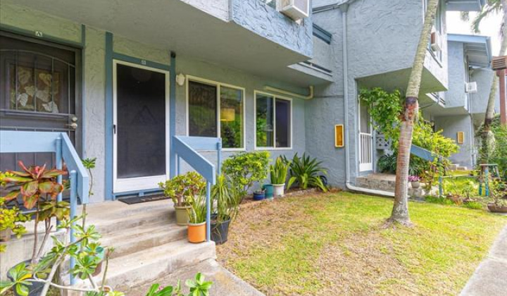 1144 Kumukumu Street,Honolulu,Hawaii,96825,3 ベッドルーム ベッドルーム,2 バスルームバスルーム,コンド / タウンハウス,Kumukumu,1,18369619