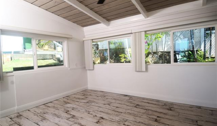 1889 Halekoa Drive,Honolulu,Hawaii,96821,4 ベッドルーム ベッドルーム,3 バスルームバスルーム,一戸建て,Halekoa,18369713