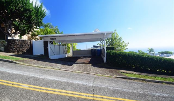 1889 Halekoa Drive,Honolulu,Hawaii,96821,4 ベッドルーム ベッドルーム,3 バスルームバスルーム,一戸建て,Halekoa,18369713