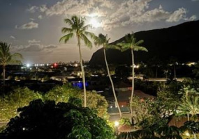 501 Hahaione Street,Honolulu,Hawaii,96825,2 Bedrooms Bedrooms,1 BathroomBathrooms,Condo/Townhouse,Hahaione,5,18961947