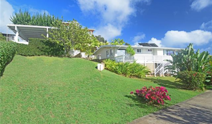 1889 Halekoa Drive,Honolulu,Hawaii,96821,4 ベッドルーム ベッドルーム,3 バスルームバスルーム,一戸建て,Halekoa,18369713