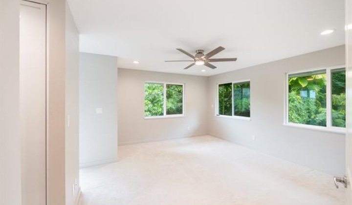 2465 Lamaku Place,Honolulu,Hawaii,96816,3 ベッドルーム ベッドルーム,2 バスルームバスルーム,一戸建て,Lamaku,18370014