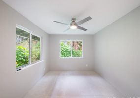 2465 Lamaku Place,Honolulu,Hawaii,96816,3 ベッドルーム ベッドルーム,2 バスルームバスルーム,一戸建て,Lamaku,18370014