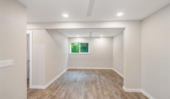 2465 Lamaku Place,Honolulu,Hawaii,96816,3 ベッドルーム ベッドルーム,2 バスルームバスルーム,一戸建て,Lamaku,18370014