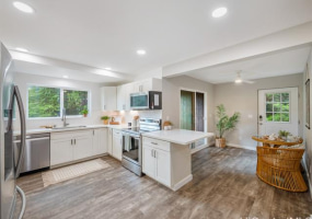 2465 Lamaku Place,Honolulu,Hawaii,96816,3 ベッドルーム ベッドルーム,2 バスルームバスルーム,一戸建て,Lamaku,18370014