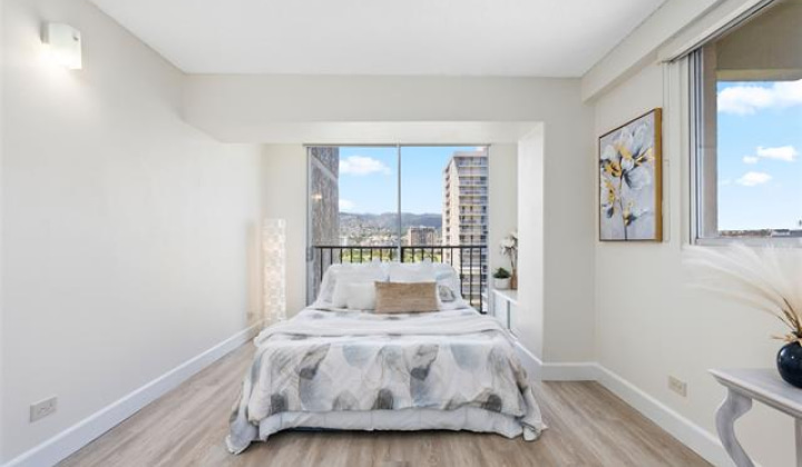 2440 Kuhio Avenue,Honolulu,Hawaii,96815,1 ベッドルーム ベッドルーム,1 バスルームバスルーム,コンド / タウンハウス,Kuhio,11,18370232