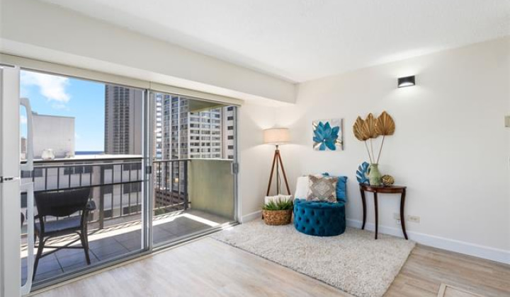 2440 Kuhio Avenue,Honolulu,Hawaii,96815,1 ベッドルーム ベッドルーム,1 バスルームバスルーム,コンド / タウンハウス,Kuhio,11,18370232
