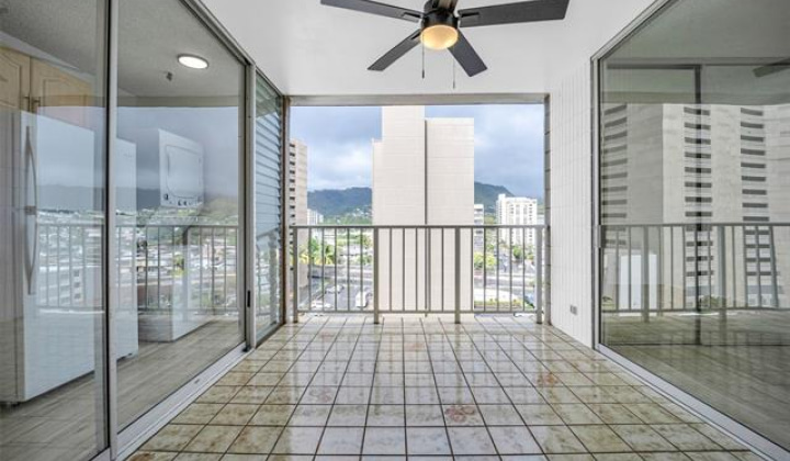 1226 Alexander Street,Honolulu,Hawaii,96826,2 ベッドルーム ベッドルーム,1 バスルームバスルーム,コンド / タウンハウス,Alexander,9,18370433