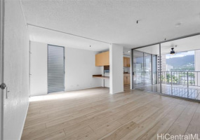 1226 Alexander Street,Honolulu,Hawaii,96826,2 ベッドルーム ベッドルーム,1 バスルームバスルーム,コンド / タウンハウス,Alexander,9,18370433