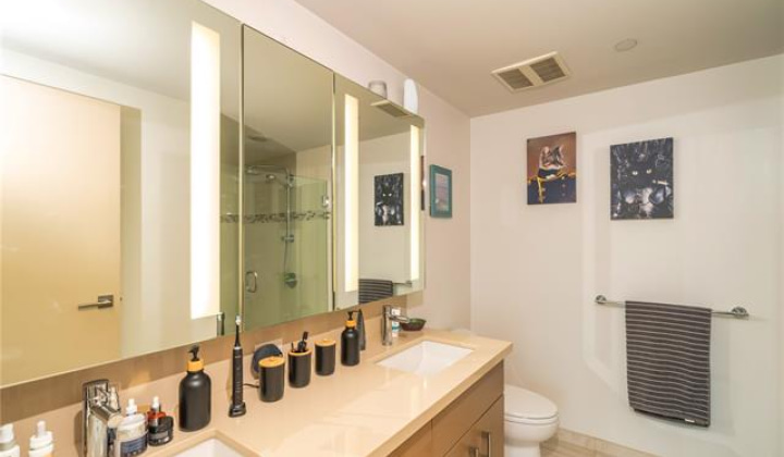 555 South Street,Honolulu,Hawaii,96813,2 Bedrooms Bedrooms,2 BathroomsBathrooms,Condo/Townhouse,South,40,18370686