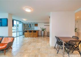 555 South Street,Honolulu,Hawaii,96813,2 Bedrooms Bedrooms,2 BathroomsBathrooms,Condo/Townhouse,South,40,18370686