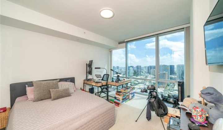 555 South Street,Honolulu,Hawaii,96813,2 Bedrooms Bedrooms,2 BathroomsBathrooms,Condo/Townhouse,South,40,18370686