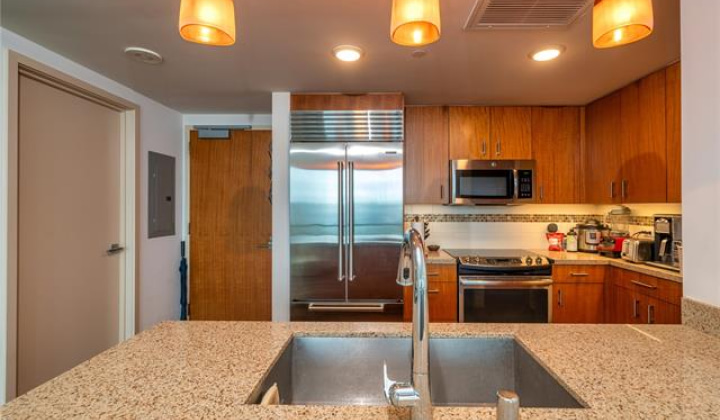 555 South Street,Honolulu,Hawaii,96813,2 Bedrooms Bedrooms,2 BathroomsBathrooms,Condo/Townhouse,South,40,18370686