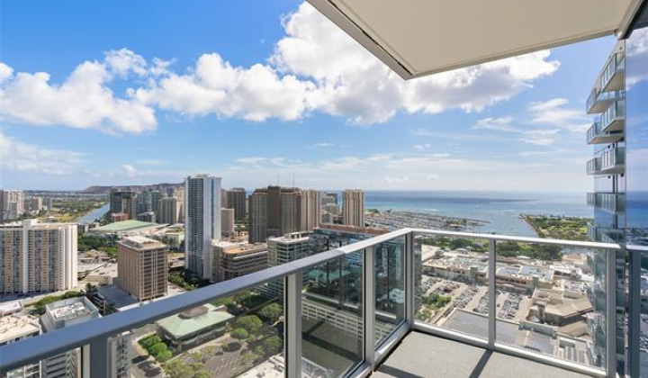 629 Keeaumoku Street,Honolulu,Hawaii,96814,2 Bedrooms Bedrooms,2 BathroomsBathrooms,Condo/Townhouse,Keeaumoku,38,18370996