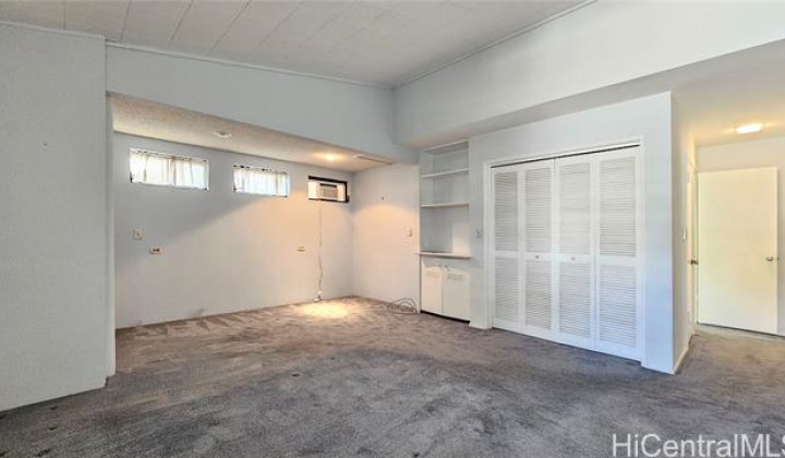 104 Waialeale Street,Honolulu,Hawaii,96825,3 Bedrooms Bedrooms,2 BathroomsBathrooms,Single family,Waialeale,18371243
