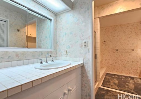 104 Waialeale Street,Honolulu,Hawaii,96825,3 Bedrooms Bedrooms,2 BathroomsBathrooms,Single family,Waialeale,18371243
