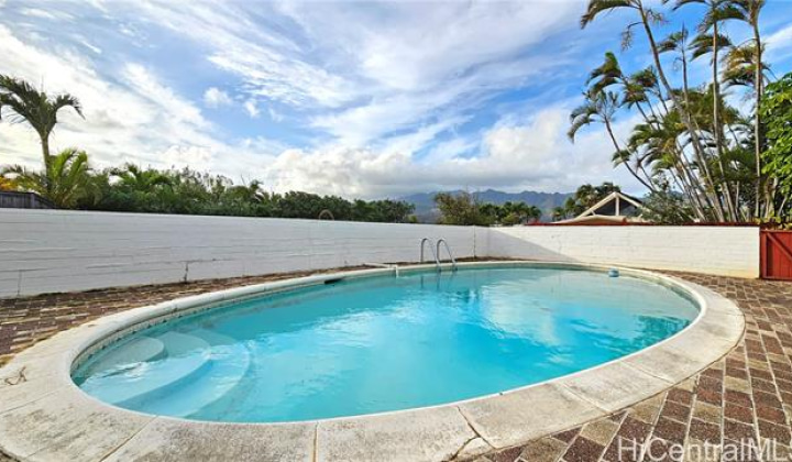 104 Waialeale Street,Honolulu,Hawaii,96825,3 Bedrooms Bedrooms,2 BathroomsBathrooms,Single family,Waialeale,18371243