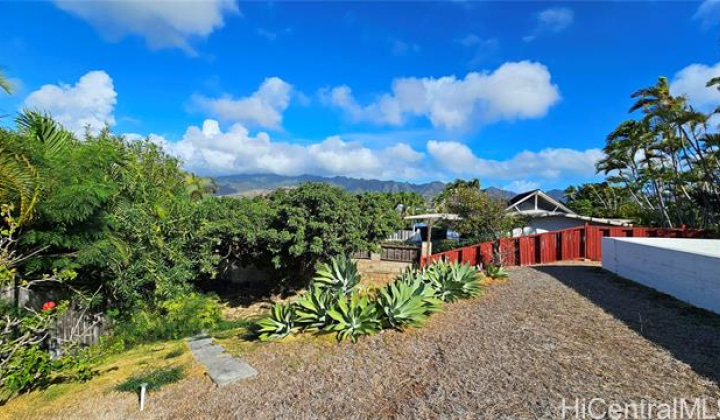 104 Waialeale Street,Honolulu,Hawaii,96825,3 Bedrooms Bedrooms,2 BathroomsBathrooms,Single family,Waialeale,18371243