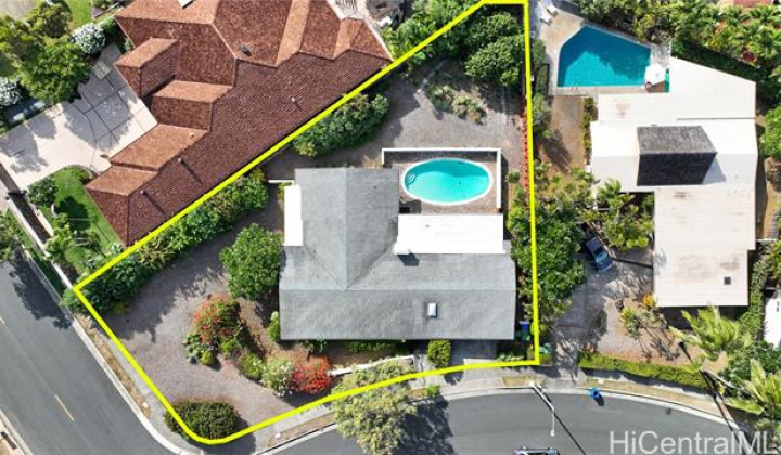 104 Waialeale Street,Honolulu,Hawaii,96825,3 Bedrooms Bedrooms,2 BathroomsBathrooms,Single family,Waialeale,18371243