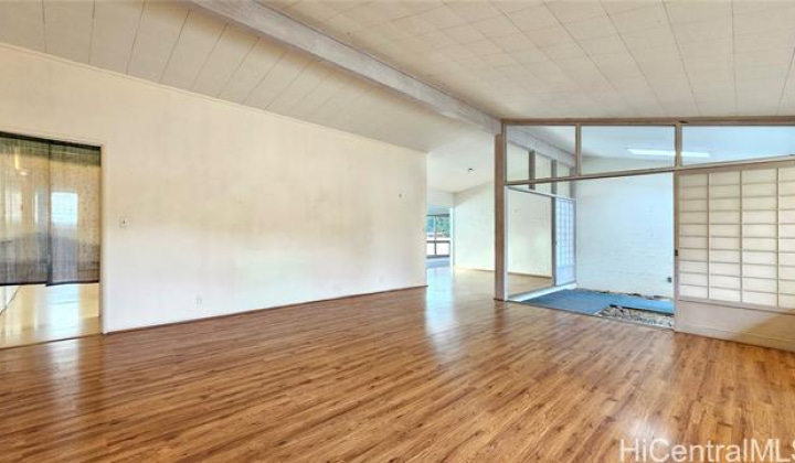 104 Waialeale Street,Honolulu,Hawaii,96825,3 Bedrooms Bedrooms,2 BathroomsBathrooms,Single family,Waialeale,18371243