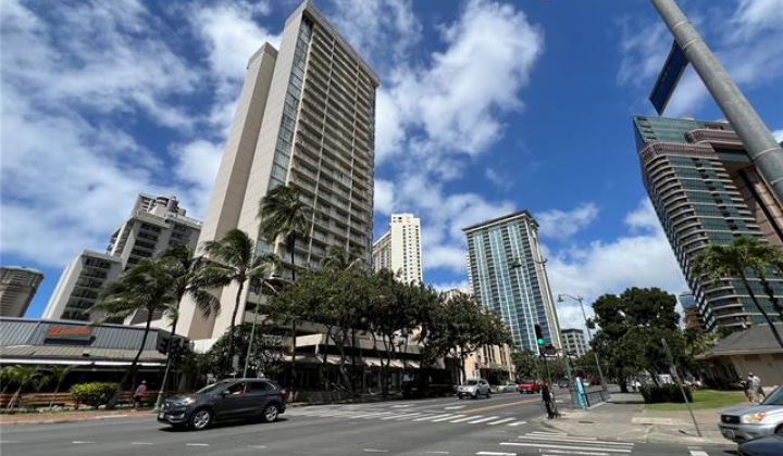 1925 Kalakaua Avenue,Honolulu,Hawaii,96815,1 ベッドルーム ベッドルーム,1 バスルームバスルーム,コンド / タウンハウス,Kalakaua,1407,18371456