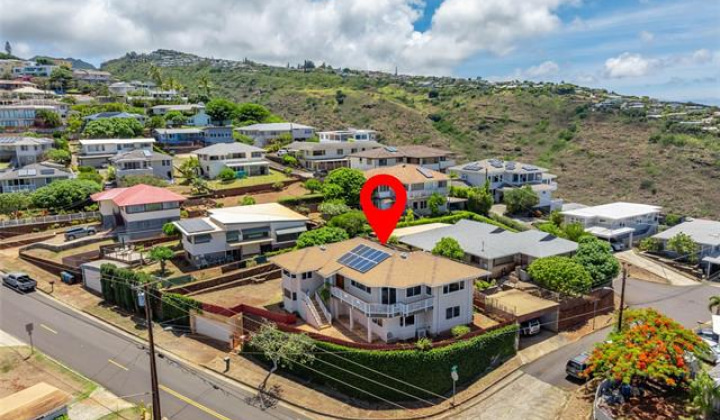 1703 Paula Drive,Honolulu,Hawaii,96816,5 ベッドルーム ベッドルーム,3 バスルームバスルーム,一戸建て,Paula,18815398