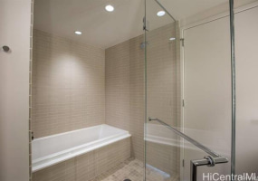1001 Queen Street,Honolulu,Hawaii,96814,3 Bedrooms Bedrooms,3 BathroomsBathrooms,Condo/Townhouse,Queen,31,18371709