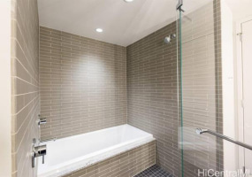 1001 Queen Street,Honolulu,Hawaii,96814,3 Bedrooms Bedrooms,3 BathroomsBathrooms,Condo/Townhouse,Queen,31,18371709