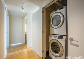 1001 Queen Street,Honolulu,Hawaii,96814,3 Bedrooms Bedrooms,3 BathroomsBathrooms,Condo/Townhouse,Queen,31,18371709