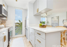 3027 Pualei Circle,Honolulu,Hawaii,96815,1 ベッドルーム ベッドルーム,1 バスルームバスルーム,コンド / タウンハウス,Pualei,2,18371787