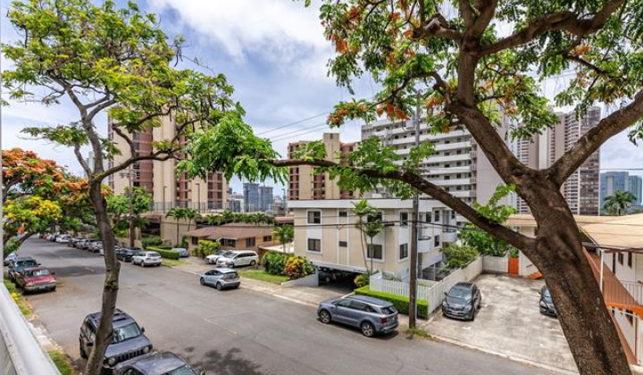 1020 Green Street,Honolulu,Hawaii,96822,1 ベッドルーム ベッドルーム,1 バスルームバスルーム,コンド / タウンハウス,Green,2,18372146