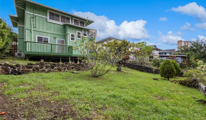 1724 Lewalani Drive,Honolulu,Hawaii,96822,4 Bedrooms Bedrooms,3 BathroomsBathrooms,Single family,Lewalani,18372264
