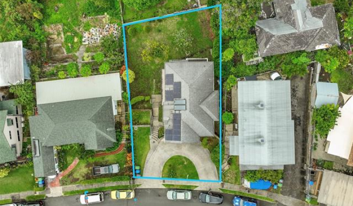 1724 Lewalani Drive,Honolulu,Hawaii,96822,4 Bedrooms Bedrooms,3 BathroomsBathrooms,Single family,Lewalani,18372264