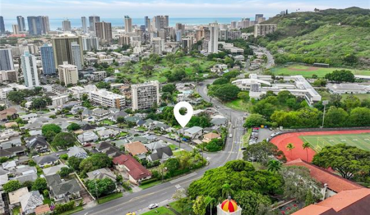 1724 Lewalani Drive,Honolulu,Hawaii,96822,4 Bedrooms Bedrooms,3 BathroomsBathrooms,Single family,Lewalani,18372264