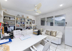 675 Kaumakani Street,Honolulu,Hawaii,96825,5 ベッドルーム ベッドルーム,3 バスルームバスルーム,一戸建て,Kaumakani,18372265