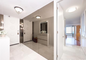1650 Ala Moana Boulevard,Honolulu,Hawaii,96815,3 ベッドルーム ベッドルーム,3 バスルームバスルーム,コンド / タウンハウス,Ala Moana,38,18372952