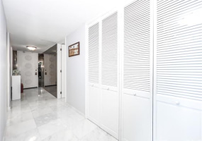 1650 Ala Moana Boulevard,Honolulu,Hawaii,96815,3 ベッドルーム ベッドルーム,3 バスルームバスルーム,コンド / タウンハウス,Ala Moana,38,18372952