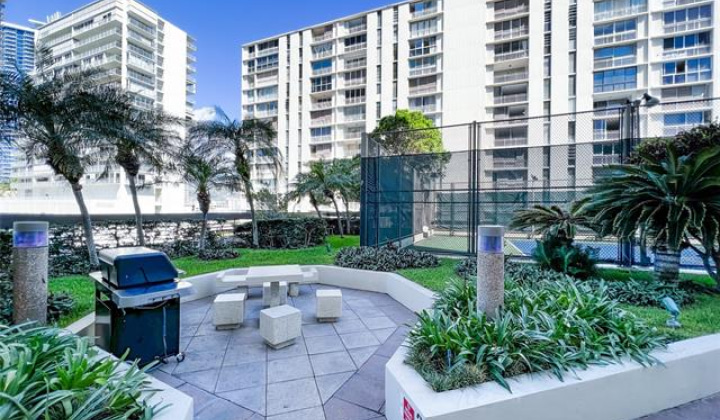 1650 Ala Moana Boulevard,Honolulu,Hawaii,96815,3 ベッドルーム ベッドルーム,3 バスルームバスルーム,コンド / タウンハウス,Ala Moana,38,18372952