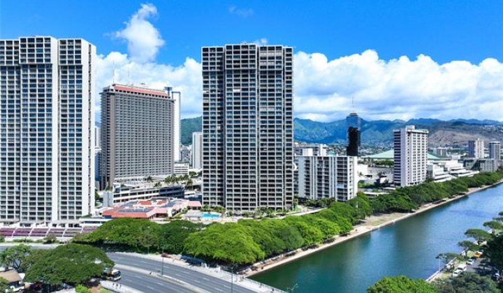 1650 Ala Moana Boulevard,Honolulu,Hawaii,96815,3 ベッドルーム ベッドルーム,3 バスルームバスルーム,コンド / タウンハウス,Ala Moana,38,18372952