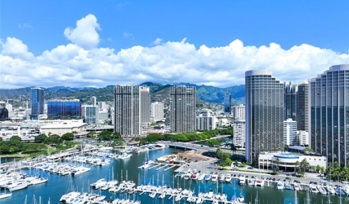 1650 Ala Moana Boulevard,Honolulu,Hawaii,96815,3 ベッドルーム ベッドルーム,3 バスルームバスルーム,コンド / タウンハウス,Ala Moana,38,18372952