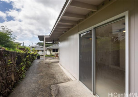 1409 Kahili Street,Kailua,Hawaii,96734,3 Bedrooms Bedrooms,3 BathroomsBathrooms,Single family,Kahili,17933327