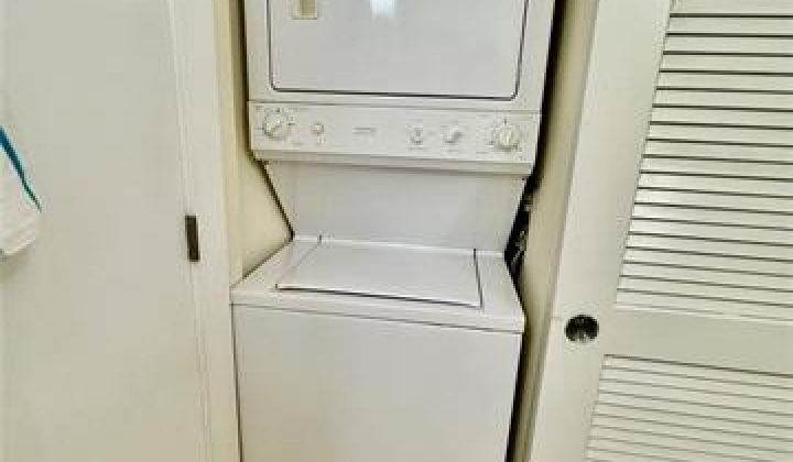 421 Olohana Street,Honolulu,Hawaii,96815,2 ベッドルーム ベッドルーム,2 バスルームバスルーム,コンド / タウンハウス,Olohana,6,18373694