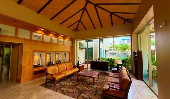 421 Olohana Street,Honolulu,Hawaii,96815,2 ベッドルーム ベッドルーム,2 バスルームバスルーム,コンド / タウンハウス,Olohana,6,18373694