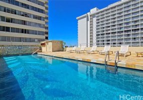 2500 Kalakaua Avenue,Honolulu,Hawaii,96815,1 BathroomBathrooms,Condo/Townhouse,Kalakaua,16,18374296