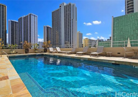 2500 Kalakaua Avenue,Honolulu,Hawaii,96815,1 BathroomBathrooms,Condo/Townhouse,Kalakaua,16,18374296