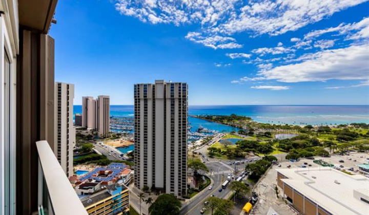 410 Atkinson Drive,Honolulu,Hawaii,96814,1 ベッドルーム ベッドルーム,1 バスルームバスルーム,コンド / タウンハウス,Atkinson,30,18374393