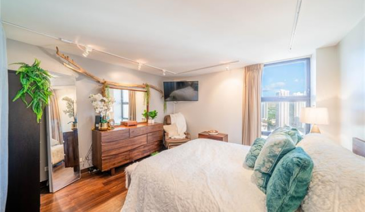 2410 Cleghorn Street,Honolulu,Hawaii,96815,1 ベッドルーム ベッドルーム,1 バスルームバスルーム,コンド / タウンハウス,Cleghorn,28,18374430