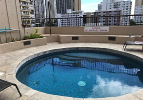 320 Liliuokalani Avenue,Honolulu,Hawaii,96815,2 ベッドルーム ベッドルーム,1 バスルームバスルーム,コンド / タウンハウス,Liliuokalani,8,18374498